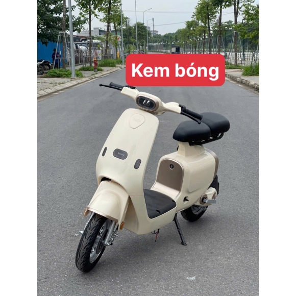 Xe điện HTC thời trang 240W